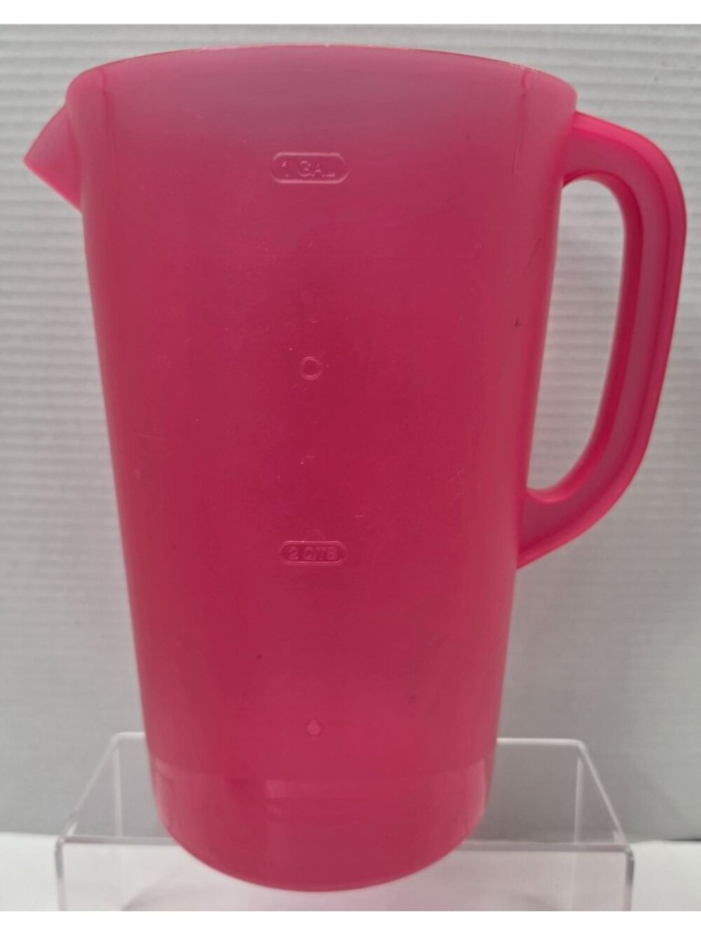 Vintage Rubbermaid 1 Gallon 3.8L Pink Magenta Pitcher 1A21 Made USA No Lid